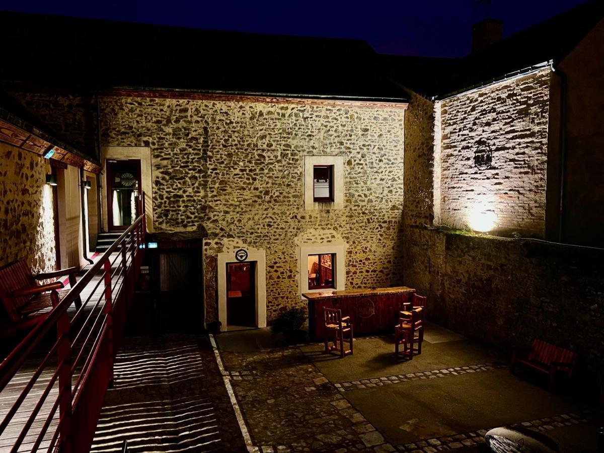 Hotel Le Ranch Brulon ภายนอก รูปภาพ