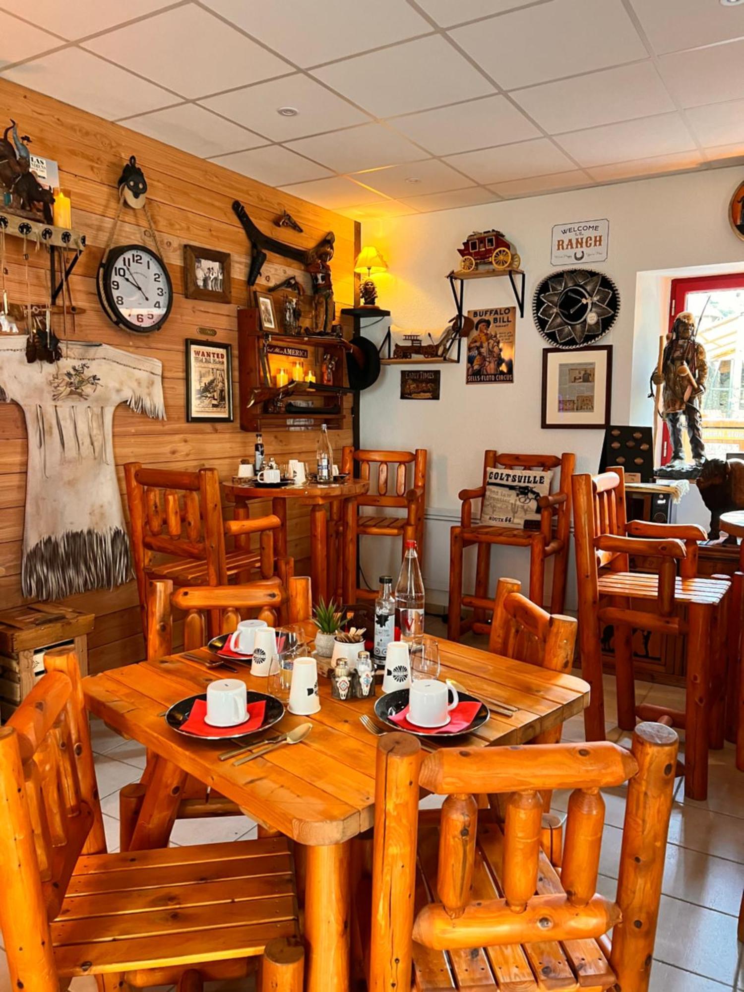 Hotel Le Ranch Brulon ภายนอก รูปภาพ