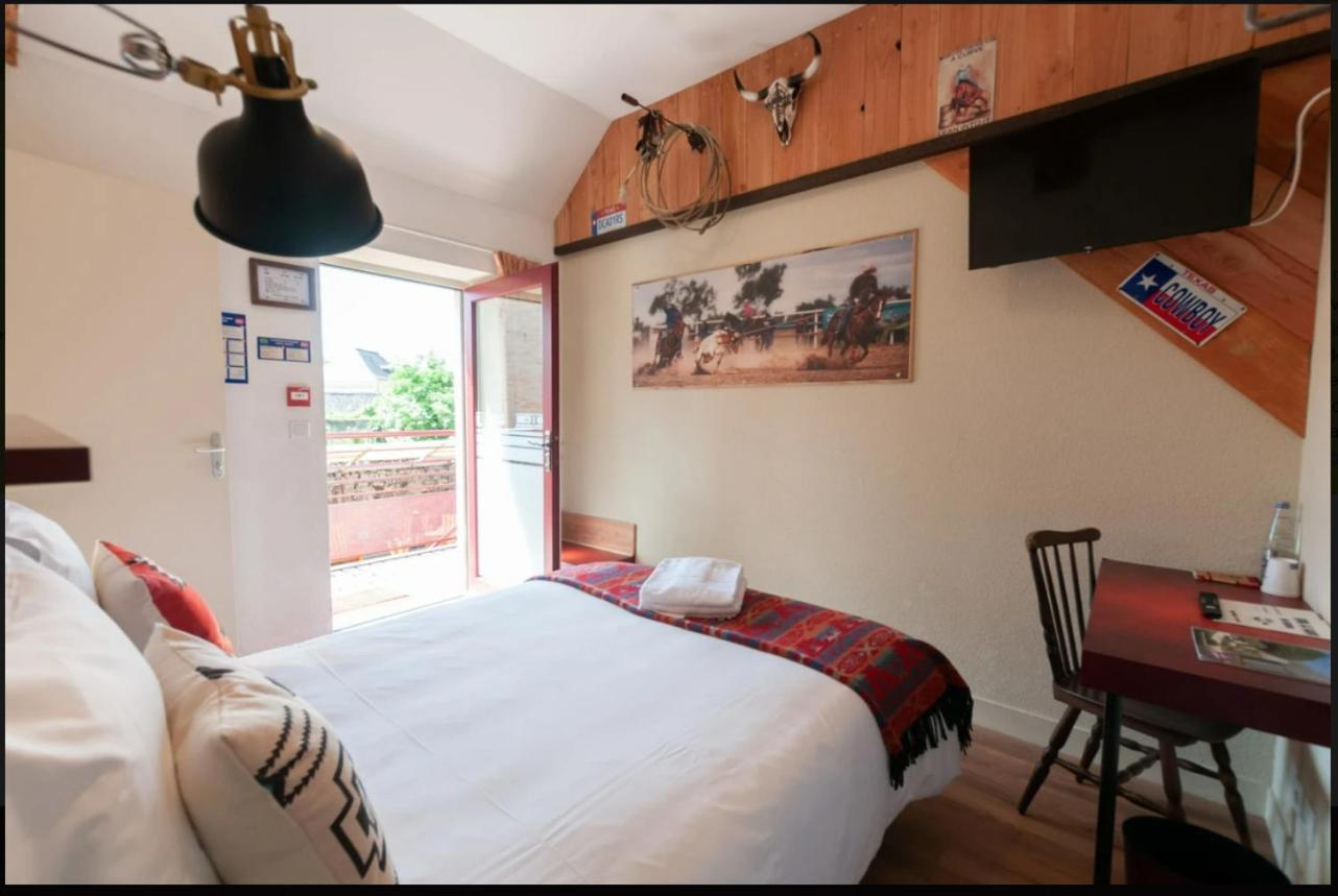 Hotel Le Ranch Brulon ภายนอก รูปภาพ