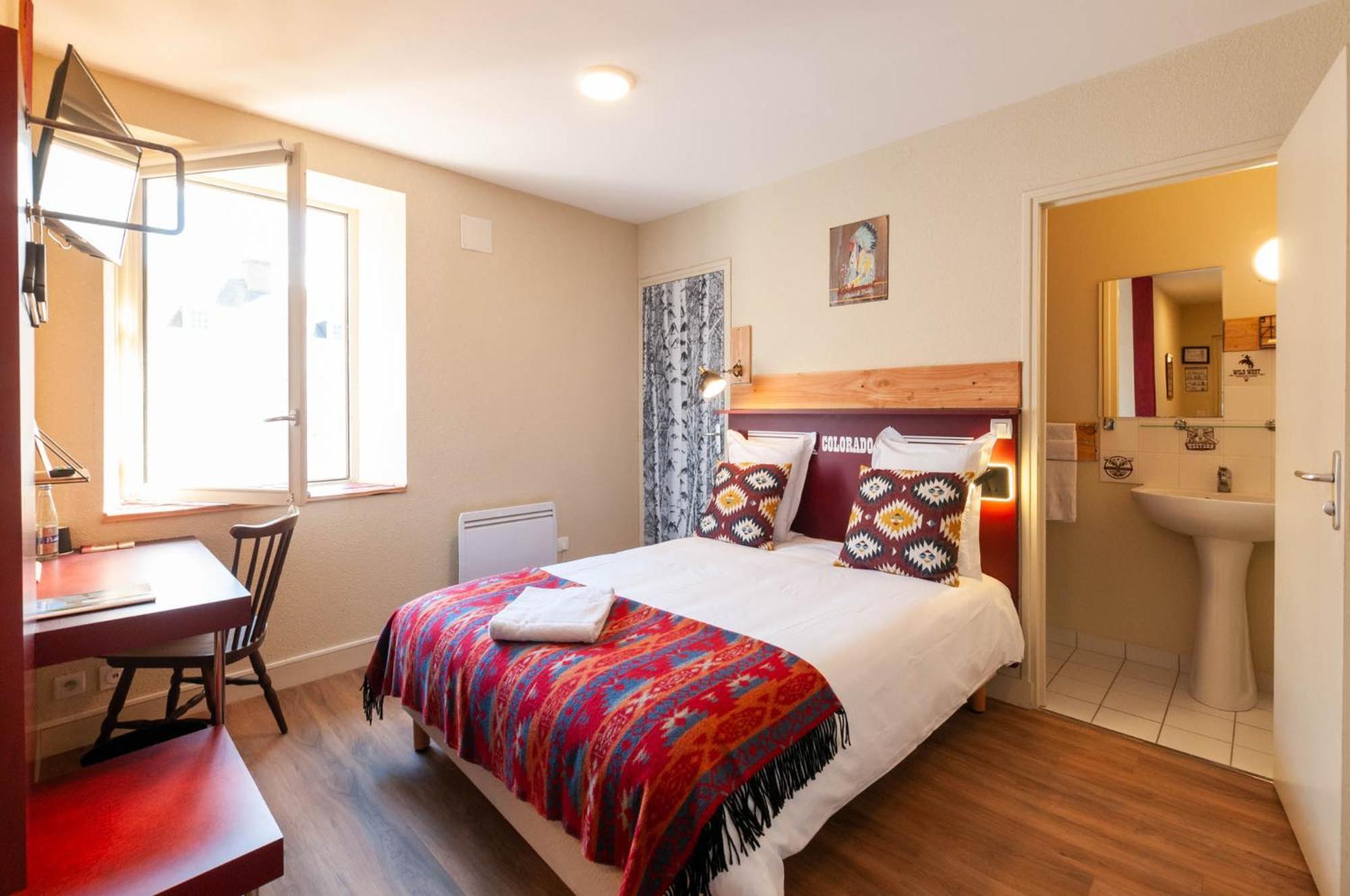 Hotel Le Ranch Brulon ภายนอก รูปภาพ
