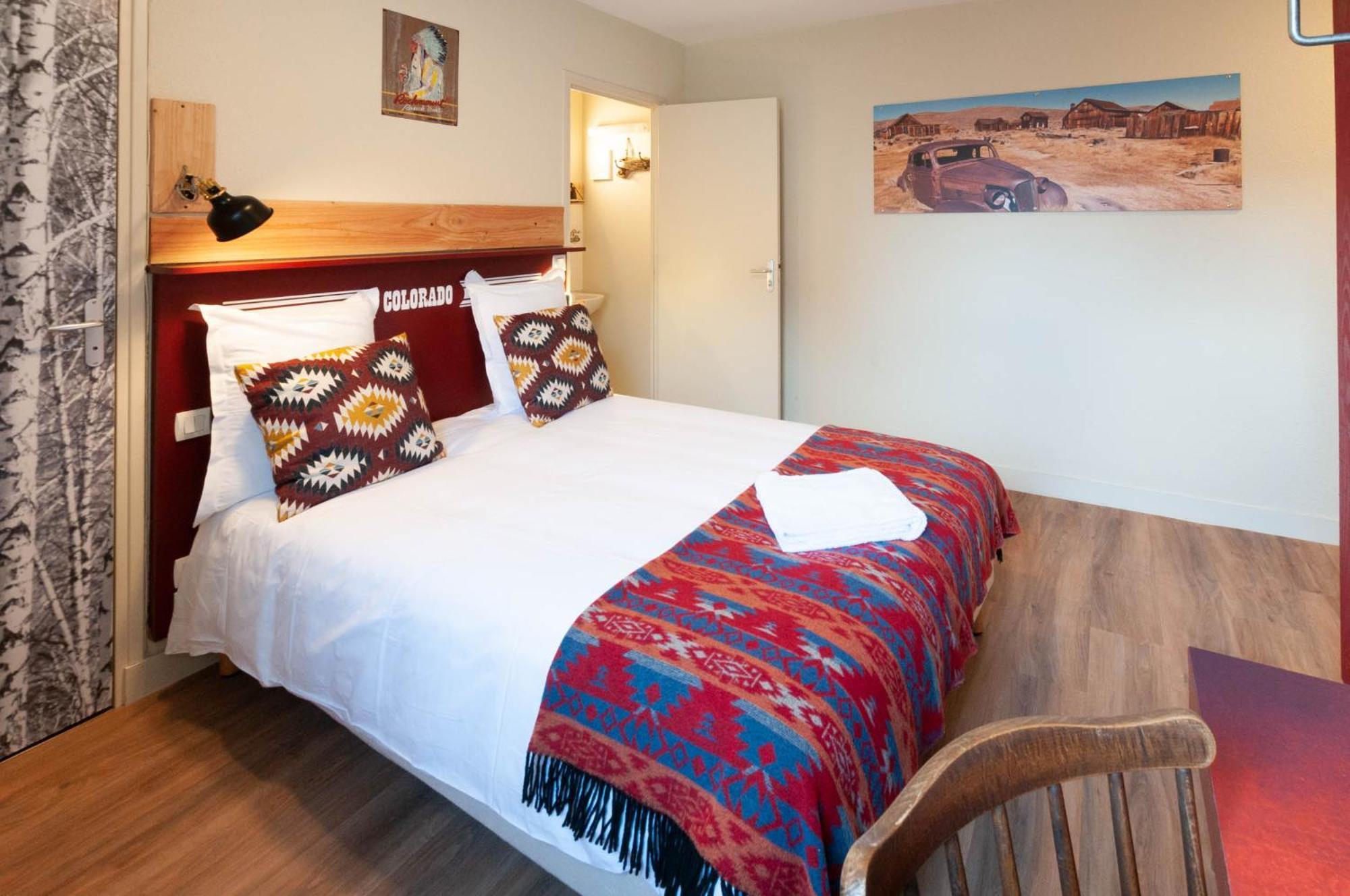 Hotel Le Ranch Brulon ภายนอก รูปภาพ