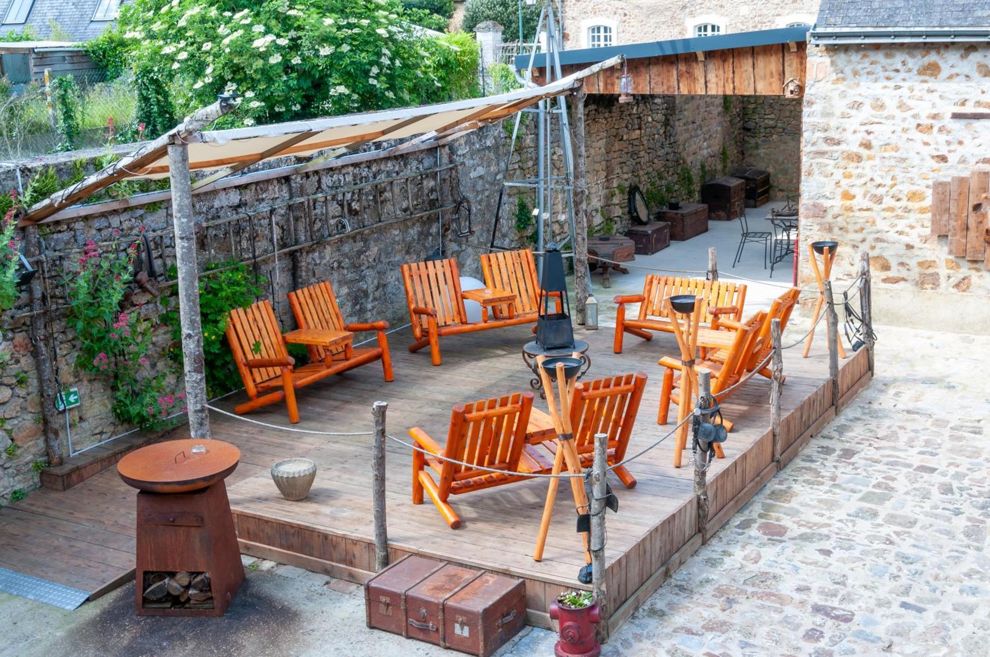 Hotel Le Ranch Brulon ภายนอก รูปภาพ