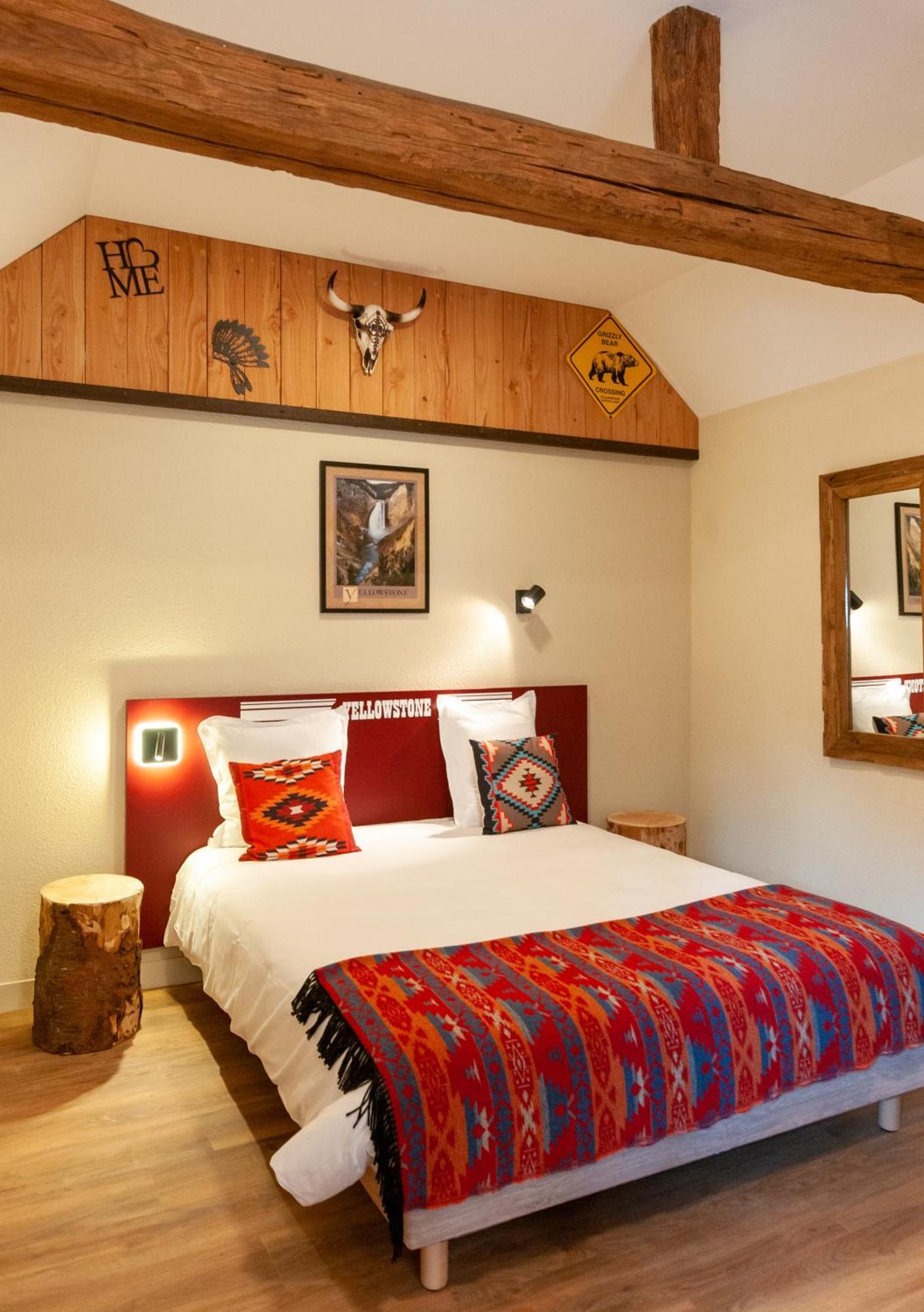 Hotel Le Ranch Brulon ภายนอก รูปภาพ
